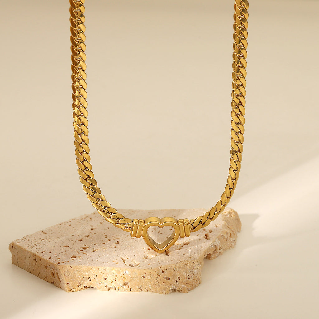Auréla Heart Necklace